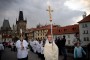 Svatojánské procesí na Karlův most | Navalis 2016 | Pražské Benátky